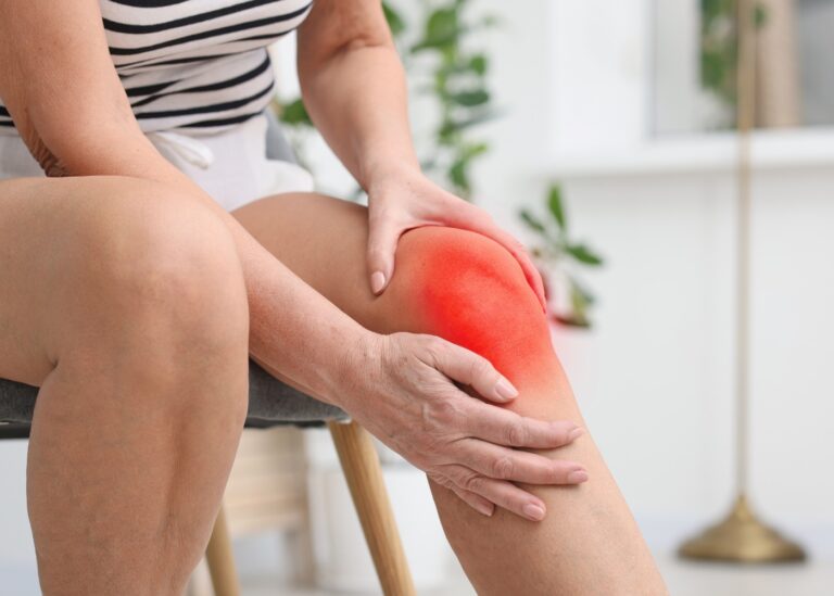 Inner Knee Pain: Causes, Symptoms & Treatment Options